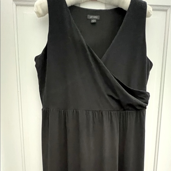 EUC J Jill Wearever Collection Wrap Style Maxi Dress; Black Havana Floral - Picture 2 of 8